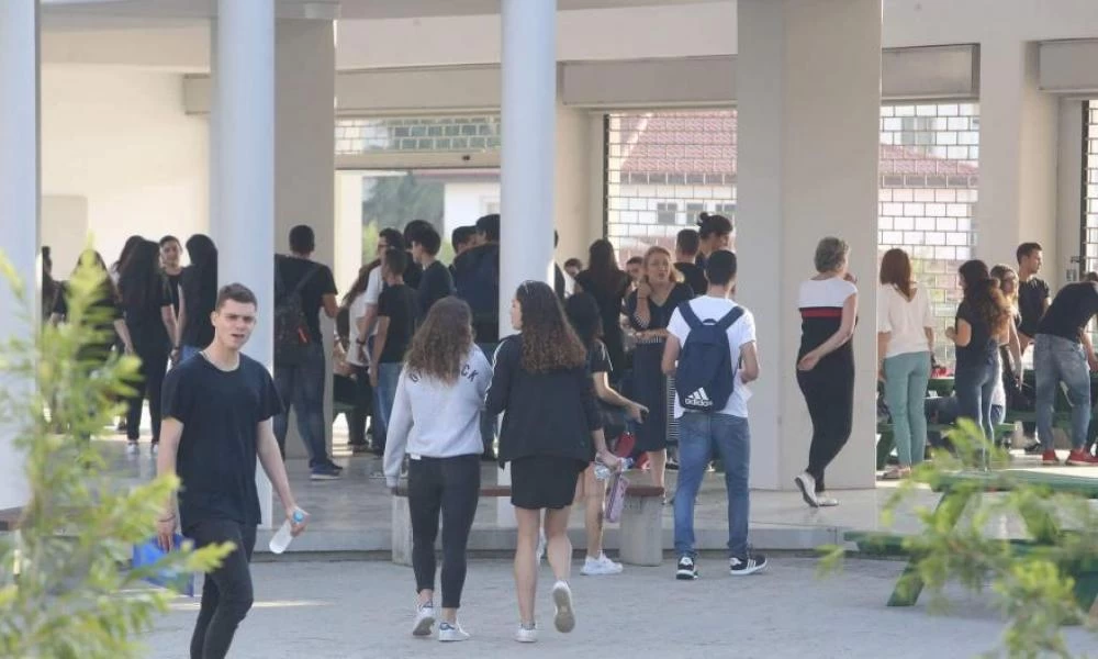 Νέα λίστα με σχολεία που κλείνουν λόγω κορωνοϊού